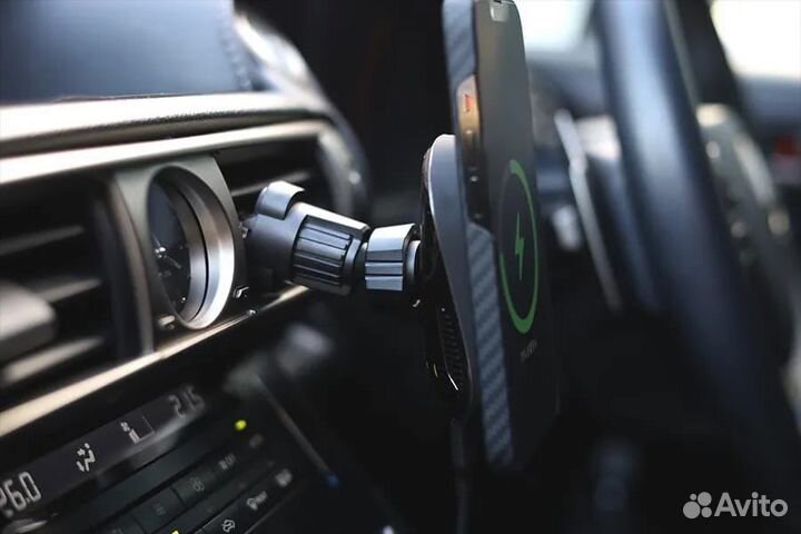 Зарядка Pitaka Mount Pro в воздуховод