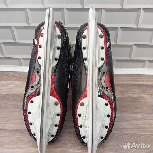 Хоккейные коньки bauer vapor 1x