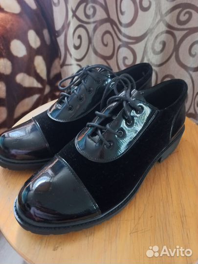 Ботинки женские39-40