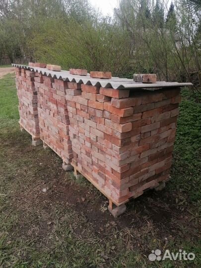 Кирпич красный полнотелый бу