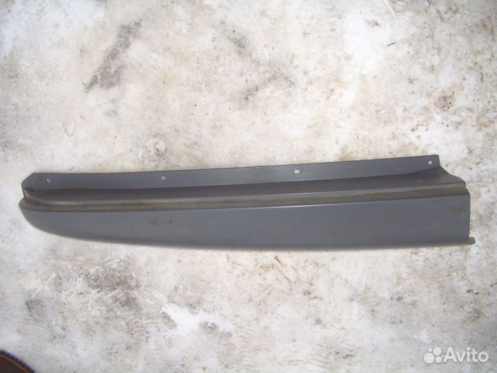 Накладка подножки Митсубиси L200 с 15