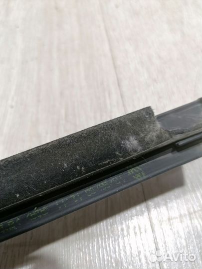 Бархотка зад молдинг уплотнитель стекла двери Rena
