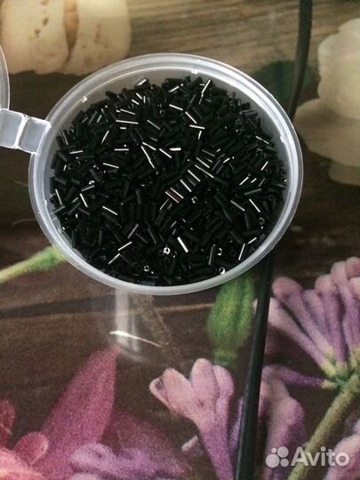 Бисер (стеклярус)