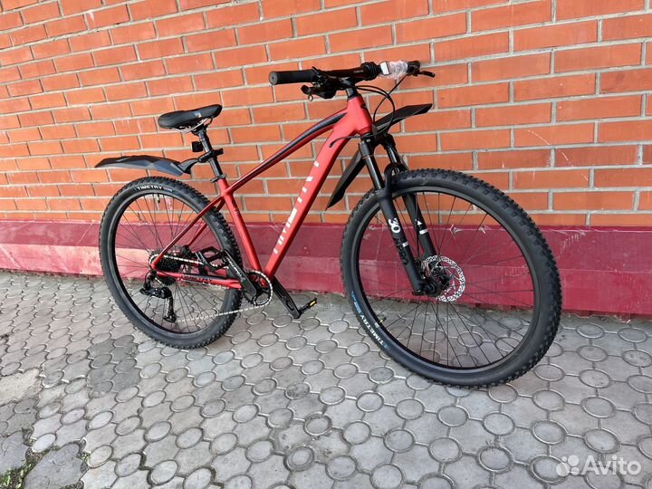 Велосипед на 29 колесах TT239