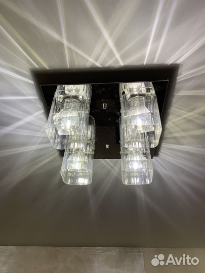 Люстра и бра