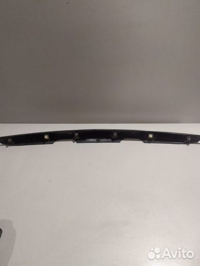 Накладка крышки багажника Hyundai Solaris