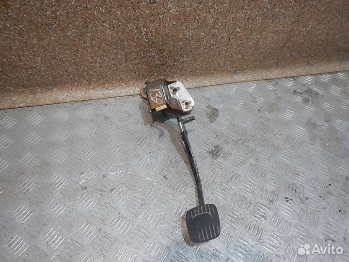 Педаль сцепления, Nissan (Ниссан) -note (E11) (06)