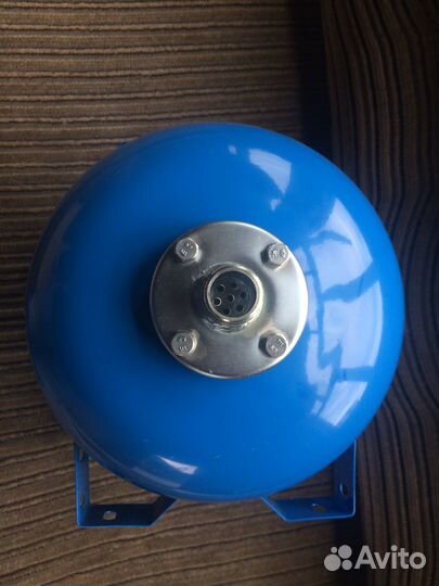 Мембранный бак (гидроаккумулятор)