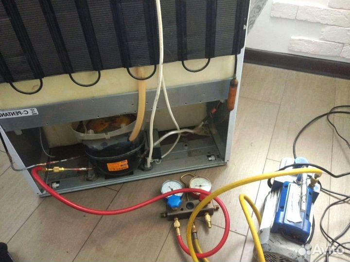 Ремонт стиральных машин / Ремонт холодильников