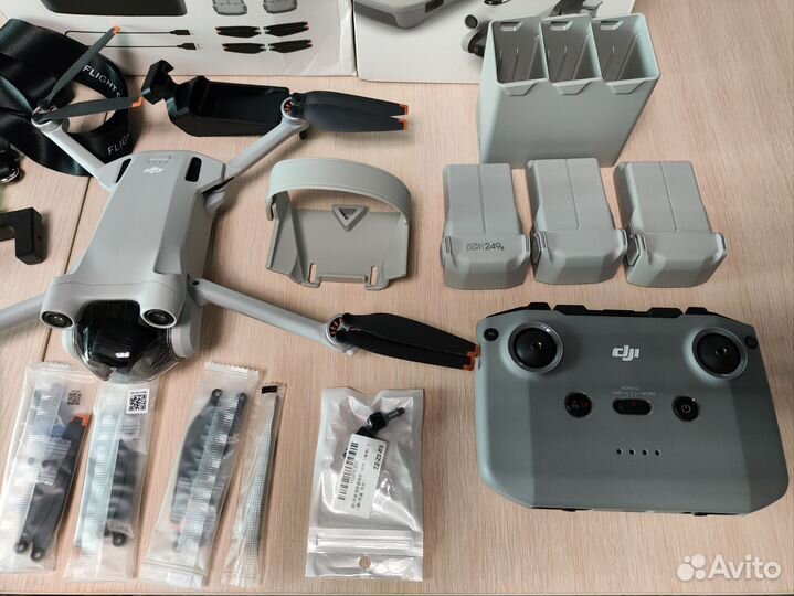 Dji mini 3 pro fly more kit plus