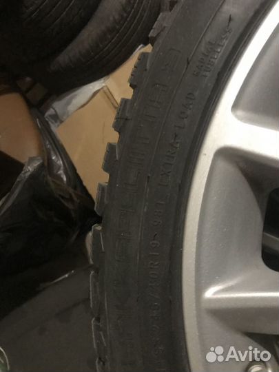 Nokian Tyres Hakkapeliitta 9 245/40 R19