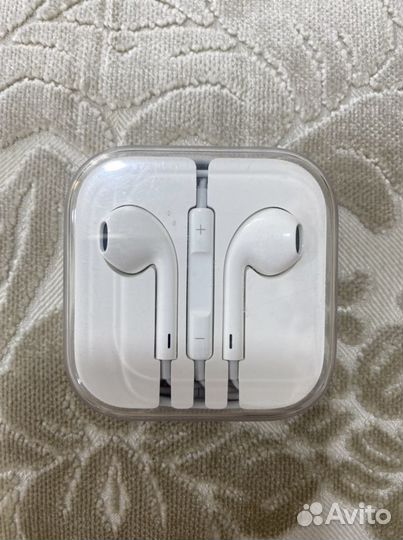 Наушники apple