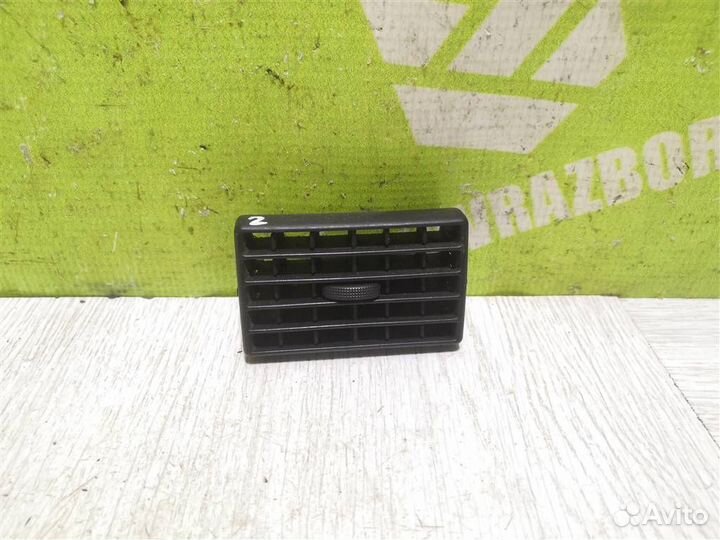 Дефлектор воздушный Ауди 80 90 Б3