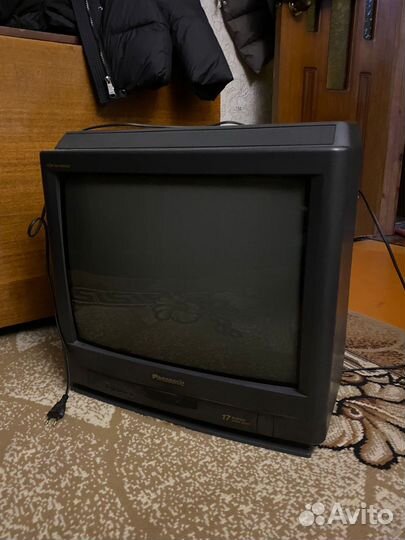 Продам телевизор panasonic