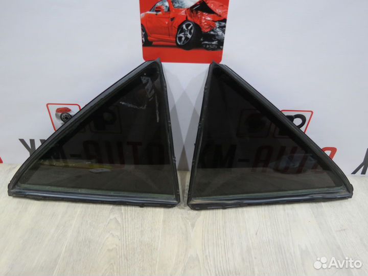 Форточка Toyota Camry 55