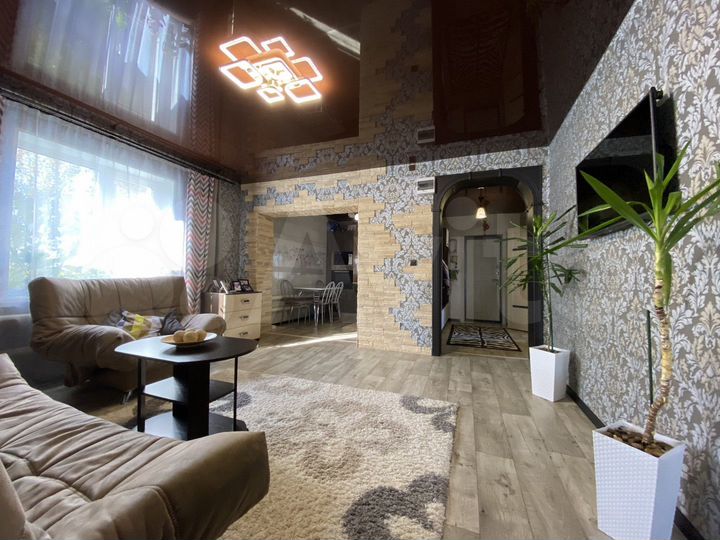 Дом 90 м² на участке 8,3 сот.