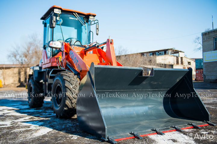 Фронтальный погрузчик Molot 180, 2023