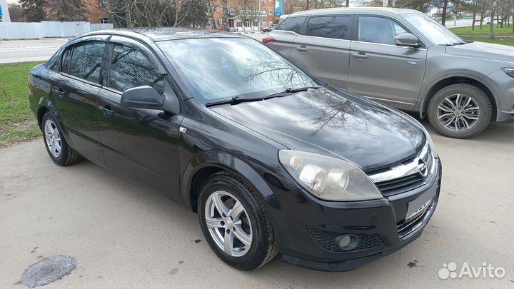 Opel Astra 1.8 AT, 2010, 186 500 км
