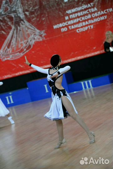 Шикарное платье для спортивных бальных танцев