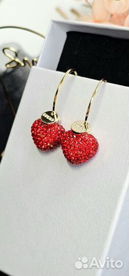 Серьги кольца с красными сердечками золото