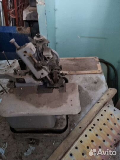 Швейная машинка