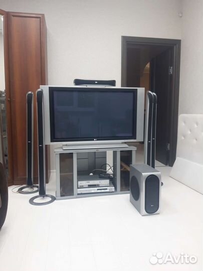 Телевизор LG плазма бу
