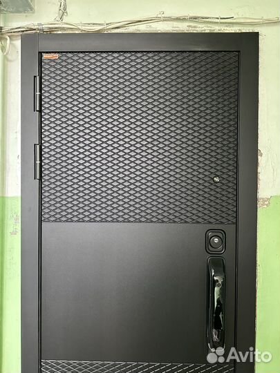 Дверь Бульдорс City Smart black с эл-замком