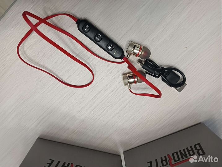 Беспроводные наушники BandRate