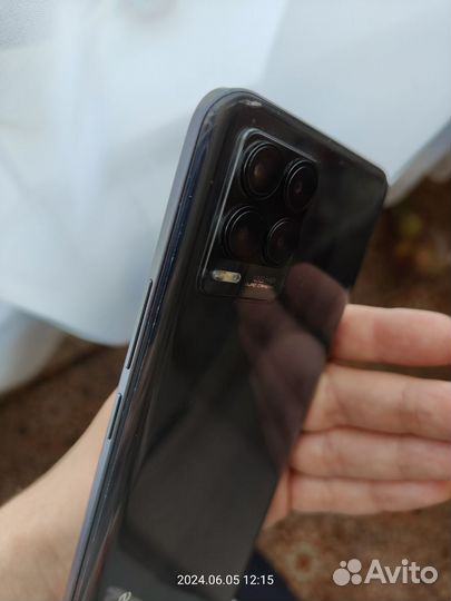 realme 8 Pro, 6/128 ГБ