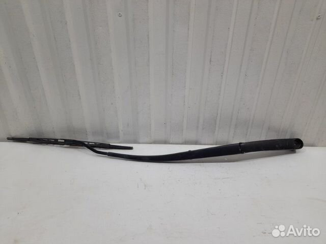 Поводок стеклоочистителя передний правый Hyundai