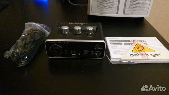 Внешняя звуковая карта behringer u phoria um2