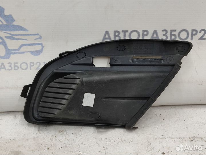 Заглушка птф левая Granta FL 8450100963