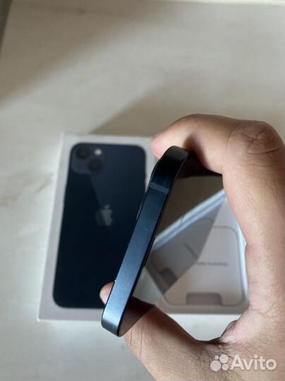 iPhone 13 256