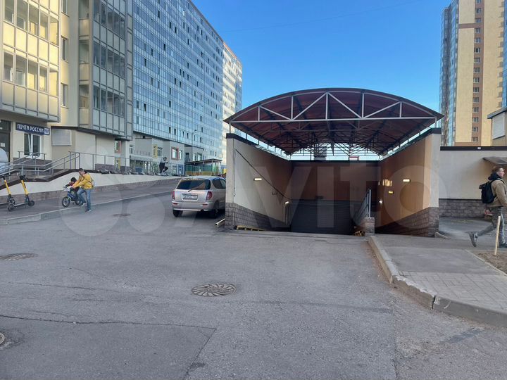 Машиноместо, 18 м²