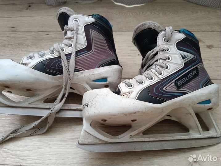 Коньки вратаря bauer yth 13.5