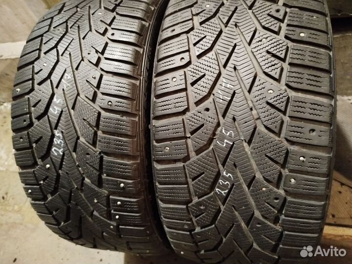 Gislaved NordFrost 100 235/45 R17 97T