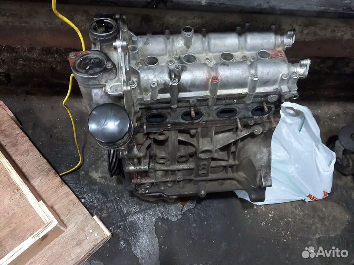 Контрактный двигатель на Volkswagen Polo sfn