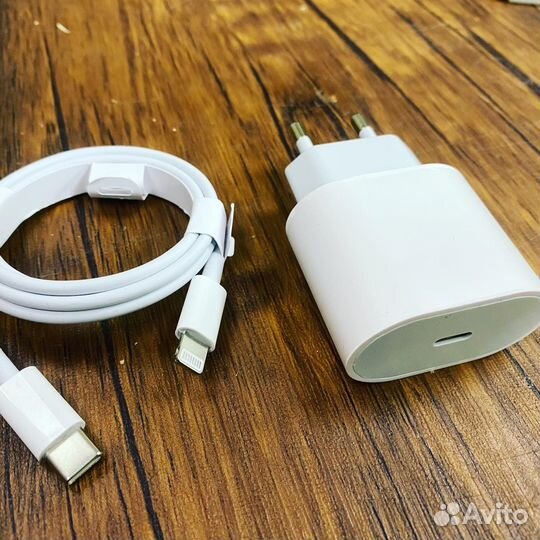 Зарядное устройство+ кабель на iPhone type-c