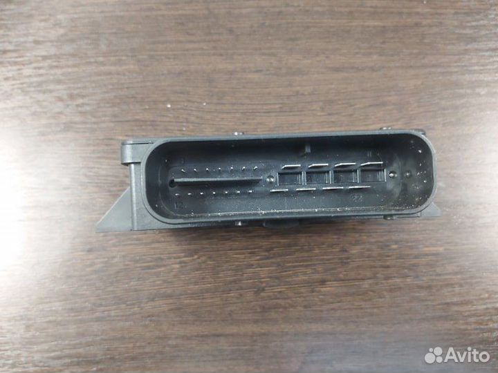 Блок управления стояночным тормозом Bmw 530 D F10