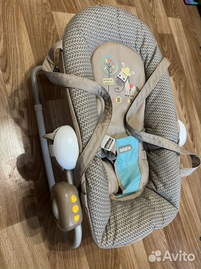 Шезлонг для новорожденных