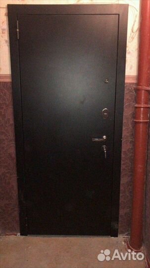 Дверь входная уличная
