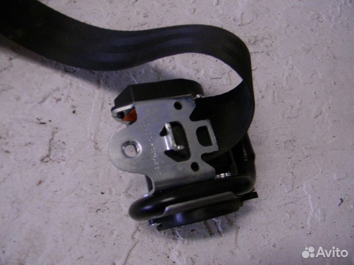 Ремень безопасности с пиропатроном Focus III 2011