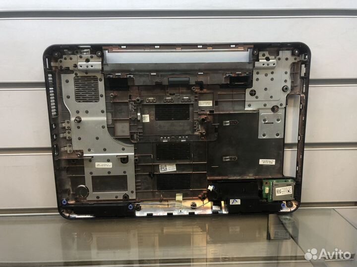 Ноутбук Dell Inspirion M5010 на запчасти