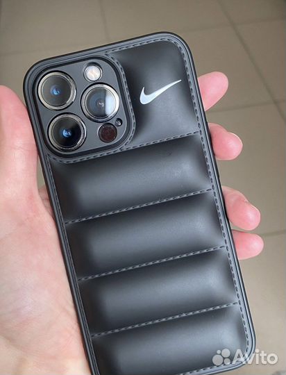 Чехлы на iPhone