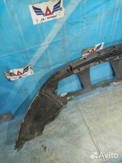 Накладка бампера передняя Ford Kuga 2 2013-Н.в