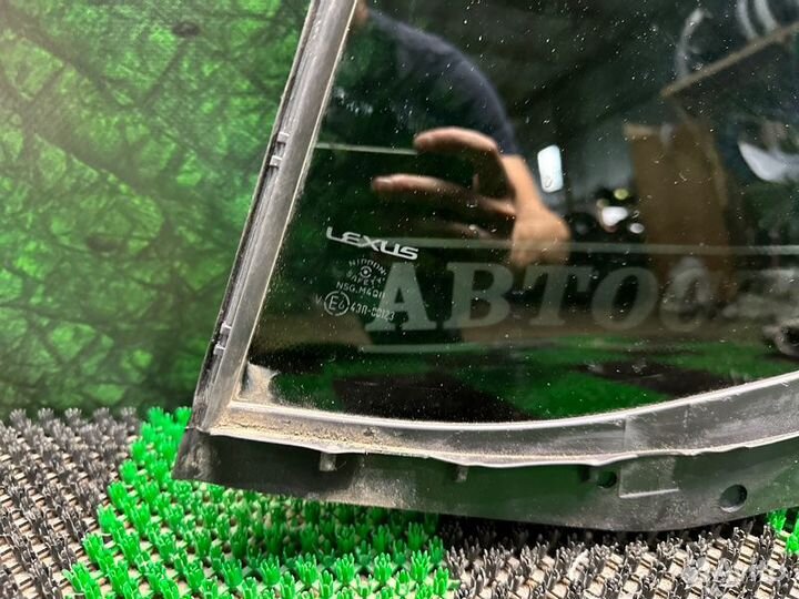 Форточка двери задняя левая Lexus Es 7 2018-2023