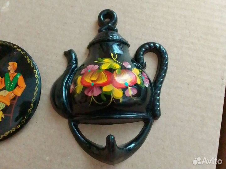 Брошь.вешалка