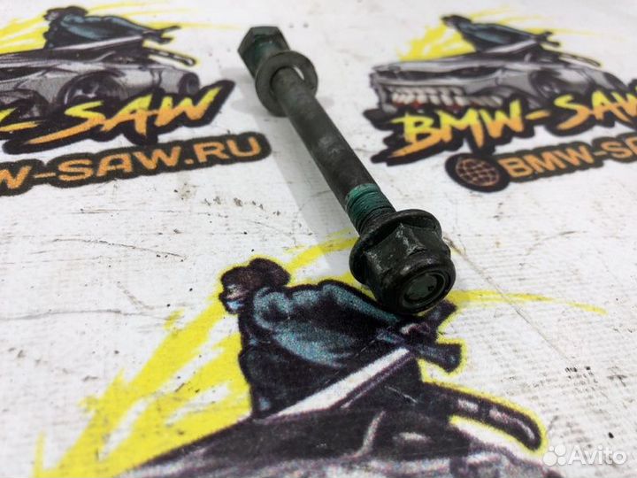 Болт Audi A4 B6 avant AMB 2004