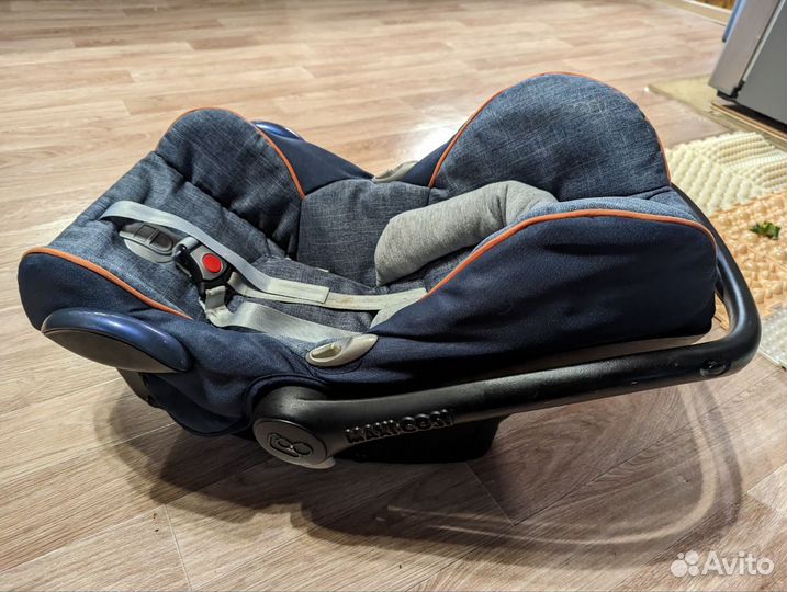 Автокресло Maxi Cosi CabrioFix 0+