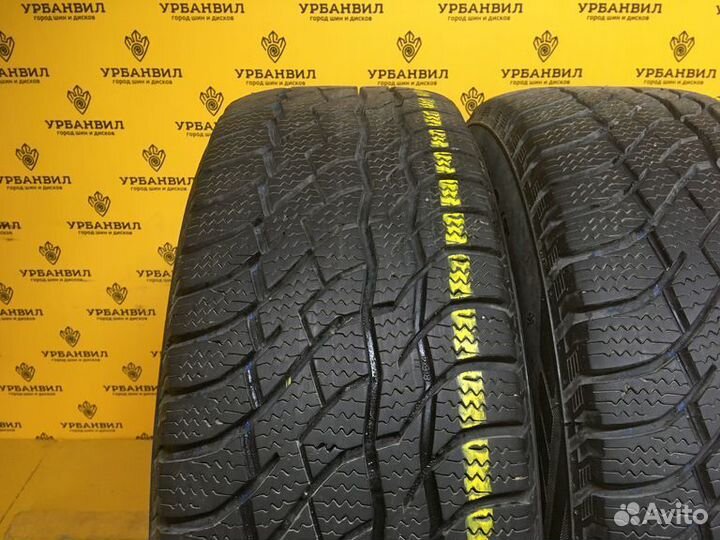 Viatti Bosco S/T V-526 215/65 R16 98T